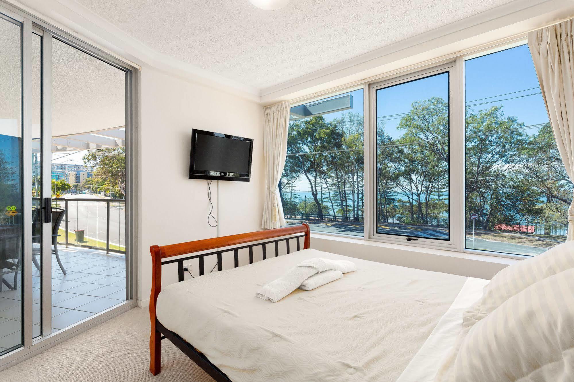 Beach House On Suttons Apartment Redcliffe Luaran gambar