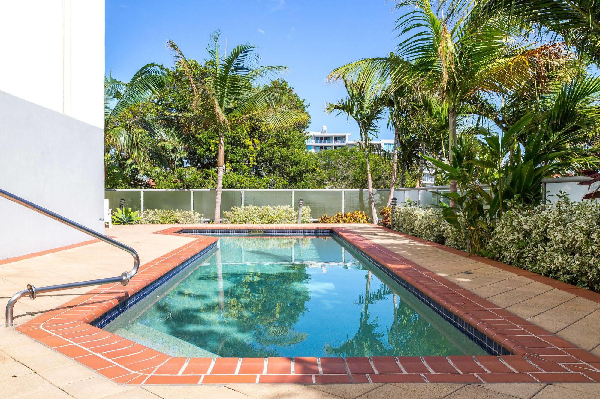 Beach House On Suttons Apartment Redcliffe Luaran gambar